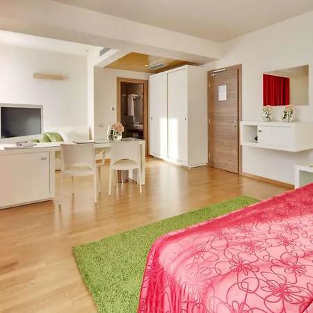 Western Leone Di Messapia Hotel&conference Hotel 4*