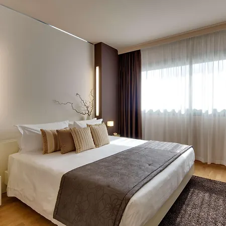 Hotel Western Leone Di Messapia Hotel&conference 4*